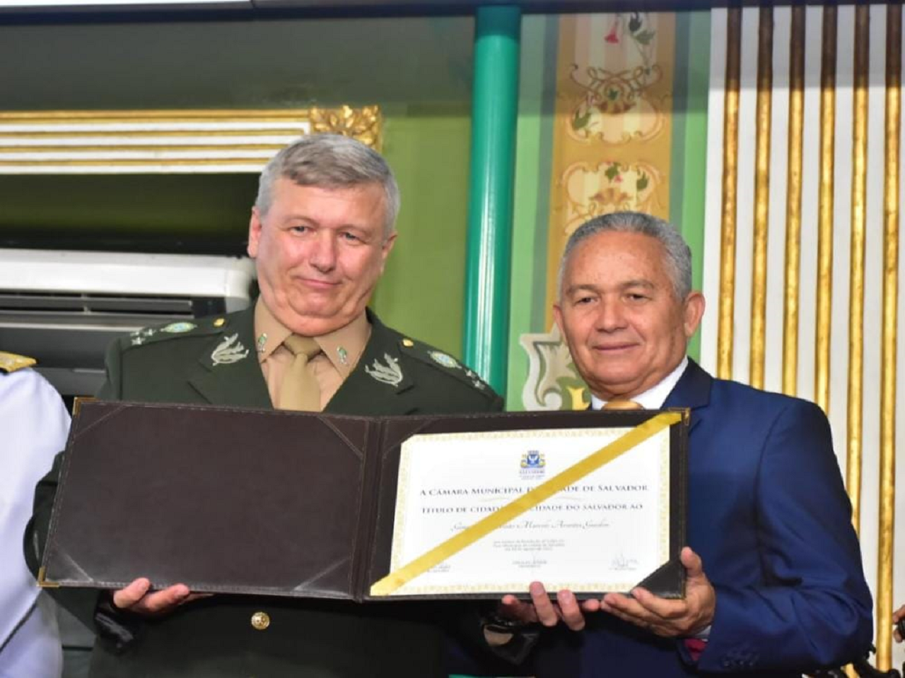 Cmt da 6ª RM recebe título